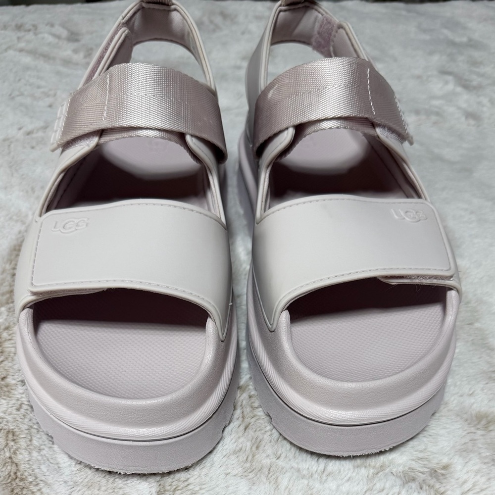 UGG Women’s GoldenGlow Sandals in Bay Fog 11